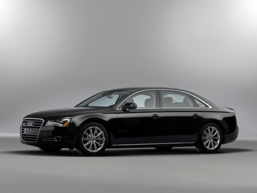 Audi A8 L 4.2 FSI Quattro (D4) 2010 года  (NA) (фото 15 из 17)